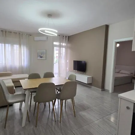 Tirent - Komuna E Parisit, 3 Apartment Tirana