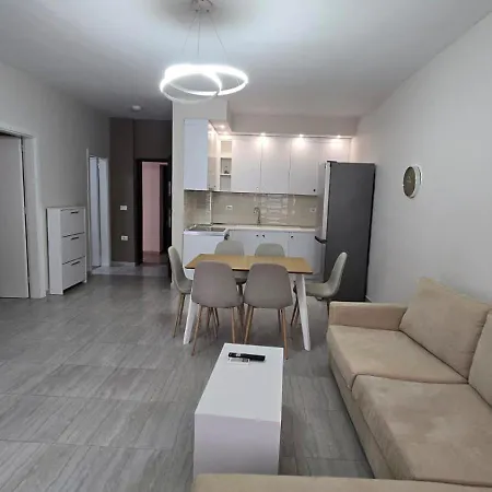 Tirent - Komuna E Parisit, 3 Apartment Tirana